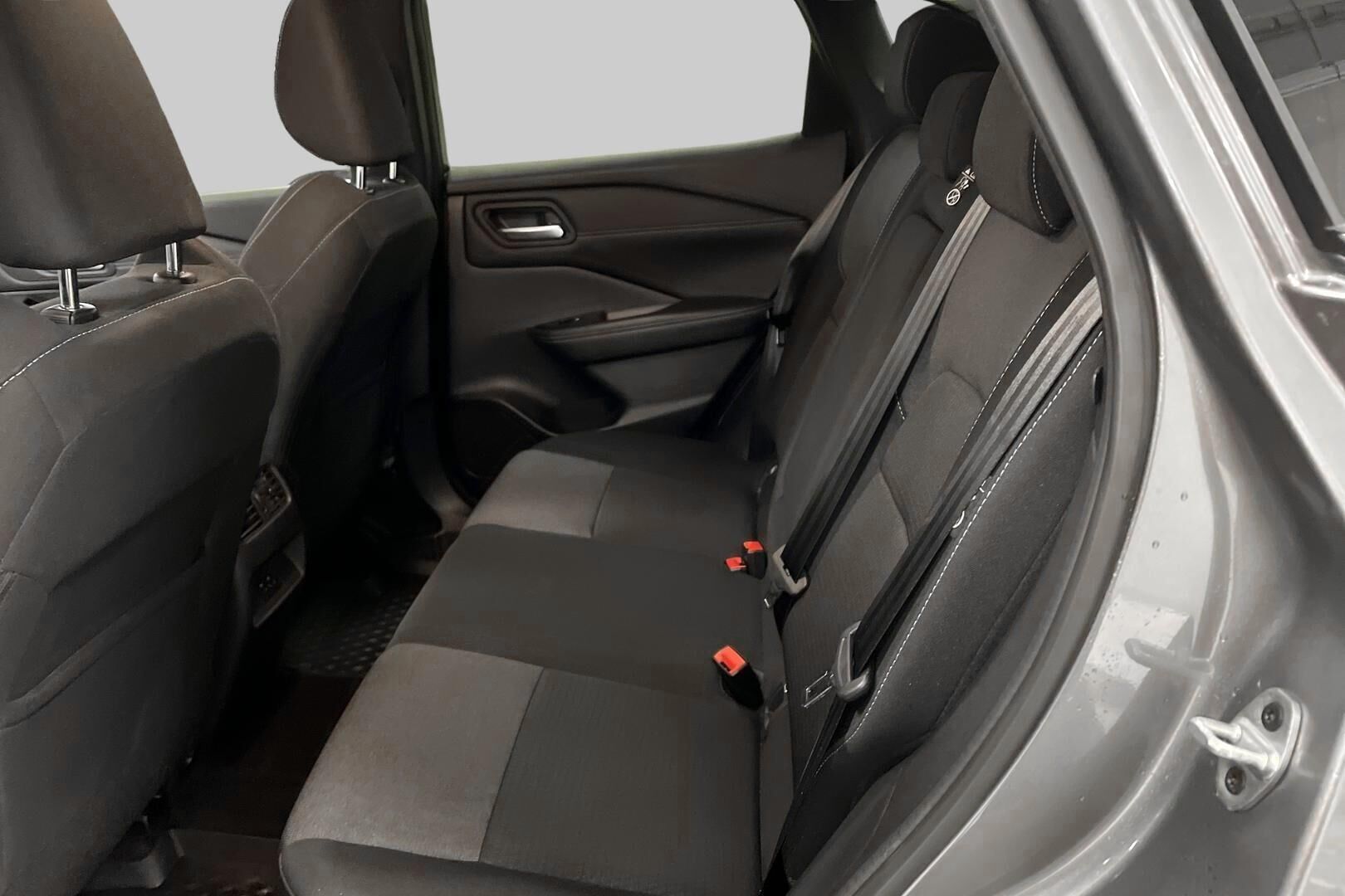 Nissan Qashqai iso kuva 10