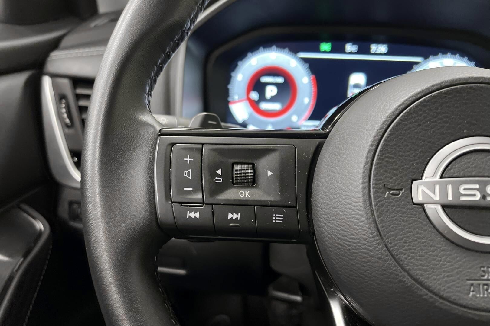 Nissan Qashqai iso kuva 19