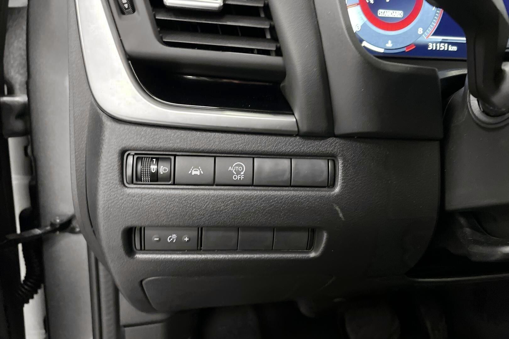 Nissan Qashqai iso kuva 21