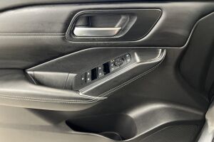 Nissan Qashqai esikatselu 17