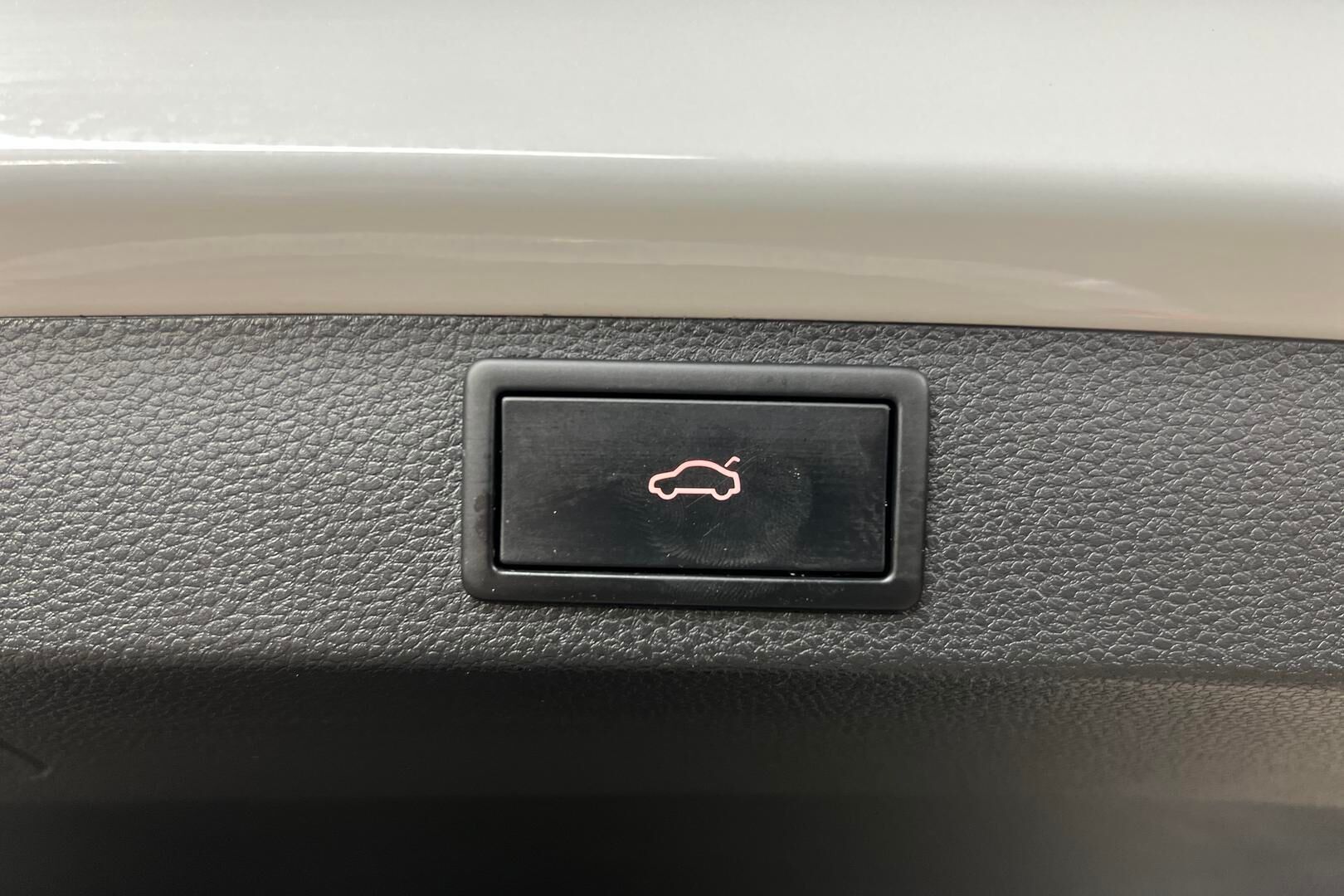 Skoda Karoq iso kuva 14