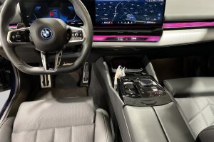 BMW i5 esikatselu 10