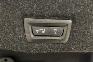 BMW i5 esikatselu 13