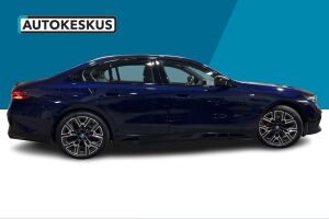 BMW i5 esikatselu 3