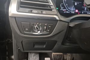 BMW X3 esikatselu 21