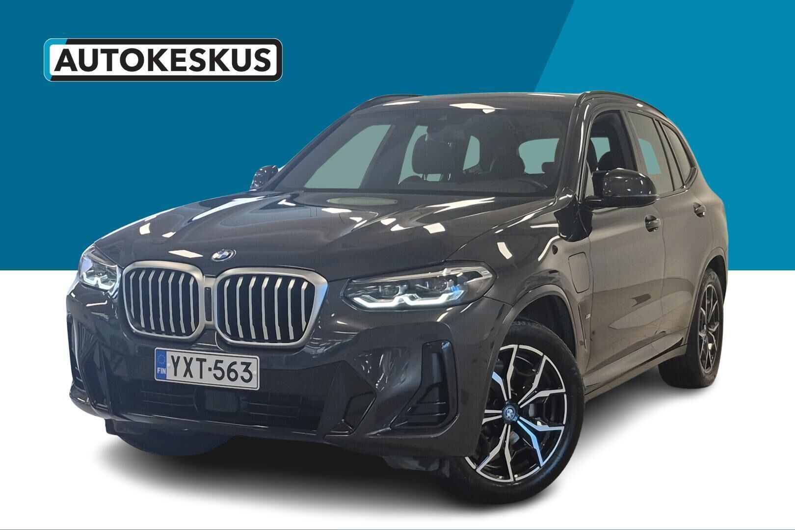 BMW X3 iso kuva 0
