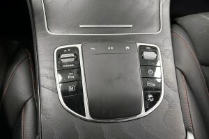 Mercedes-Benz GLC esikatselu 20