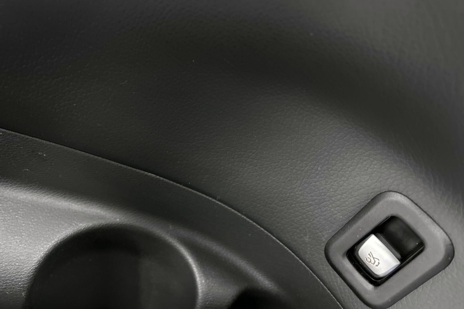 Mercedes-Benz GLC iso kuva 29