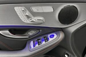 Mercedes-Benz GLC esikatselu 30