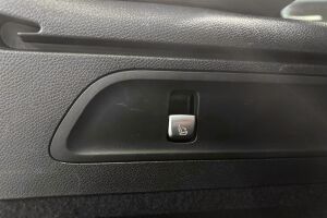 Mercedes-Benz GLC esikatselu 40