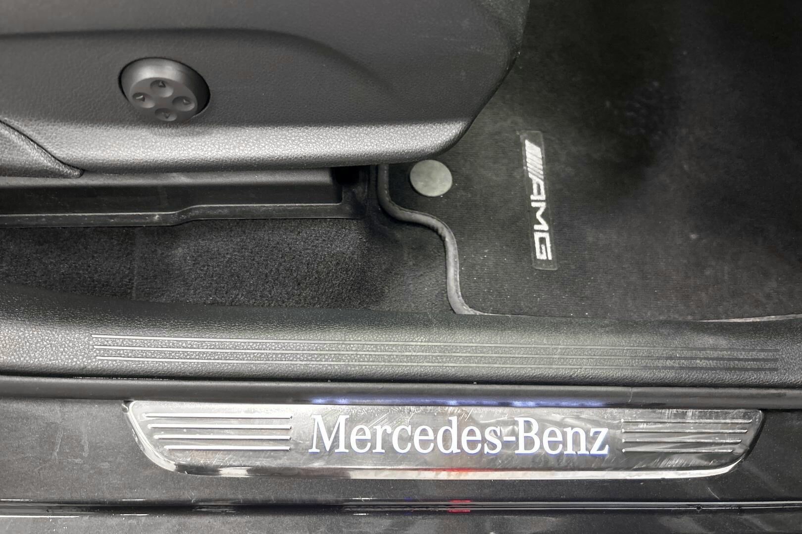 Mercedes-Benz GLC iso kuva 43