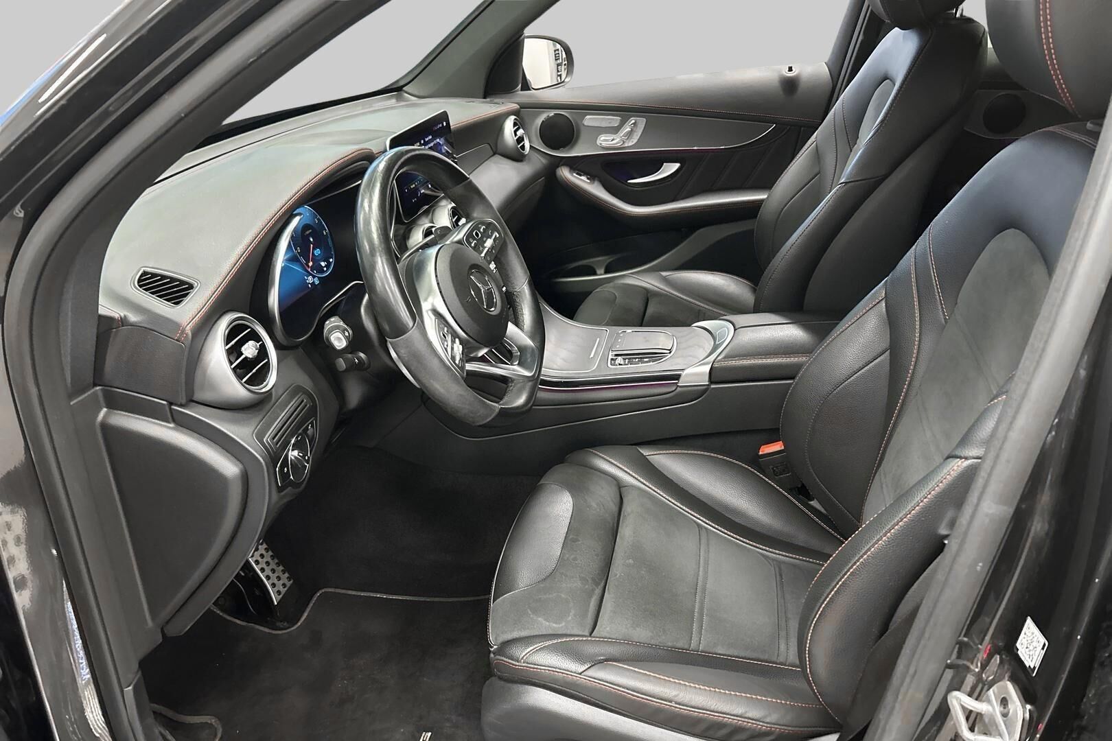 Mercedes-Benz GLC iso kuva 7