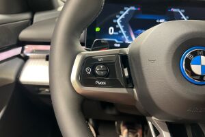 BMW i5 esikatselu 14