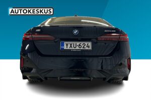 BMW i5 esikatselu 3
