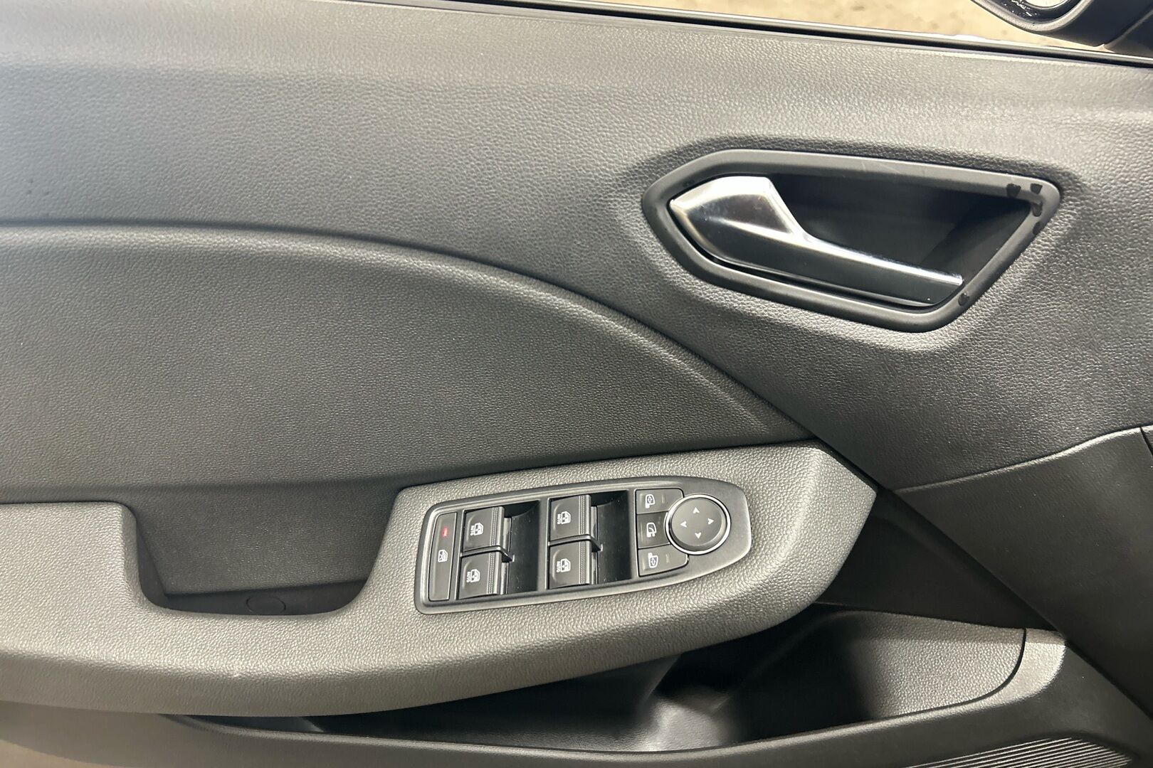 Mitsubishi Colt iso kuva 19