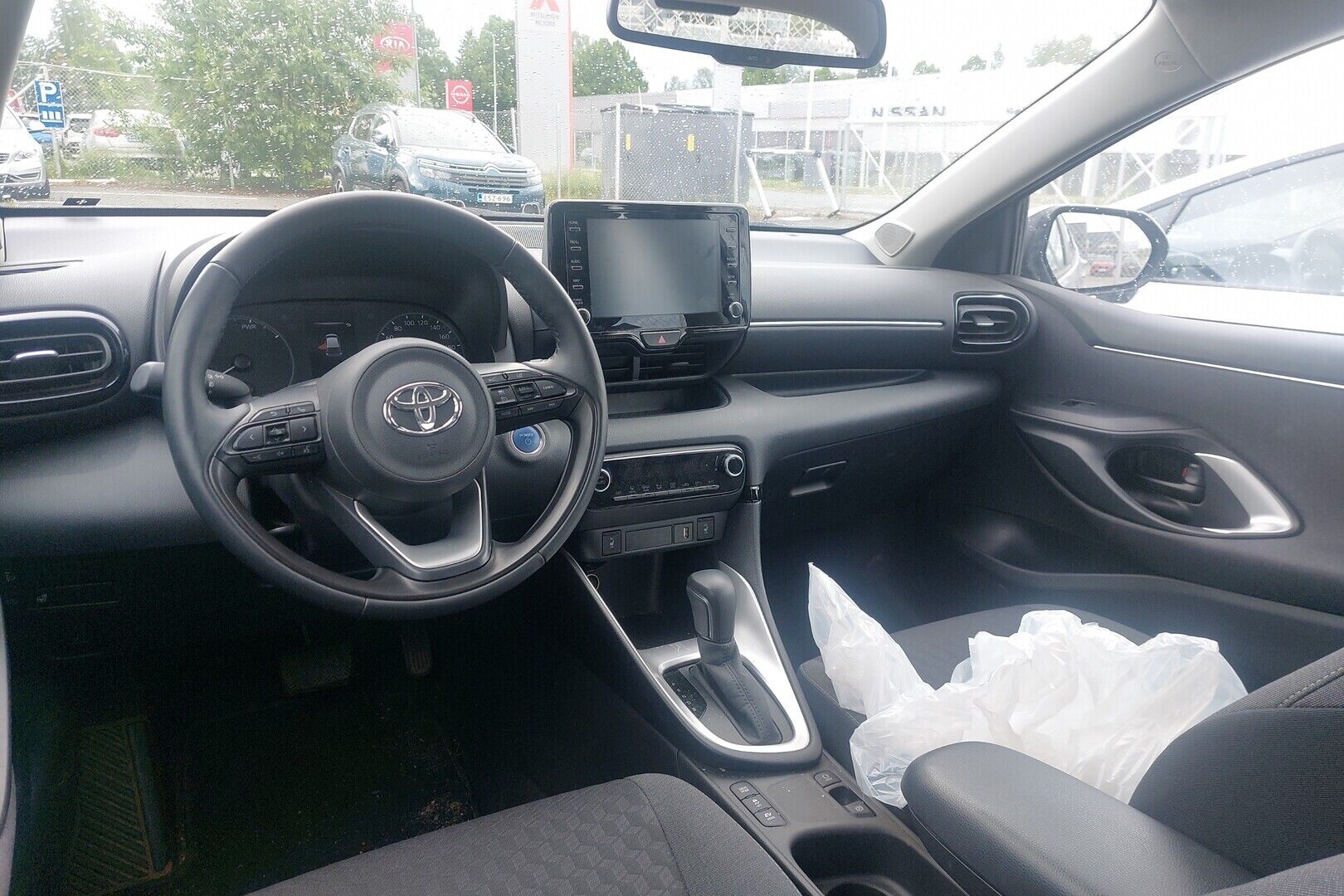 Toyota Yaris iso kuva 1