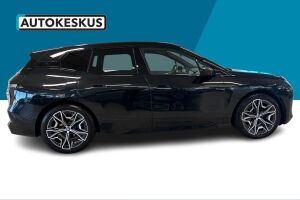 BMW iX esikatselu 3