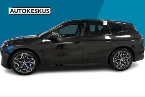 BMW iX esikatselu 6
