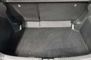 Toyota Yaris esikatselu 11