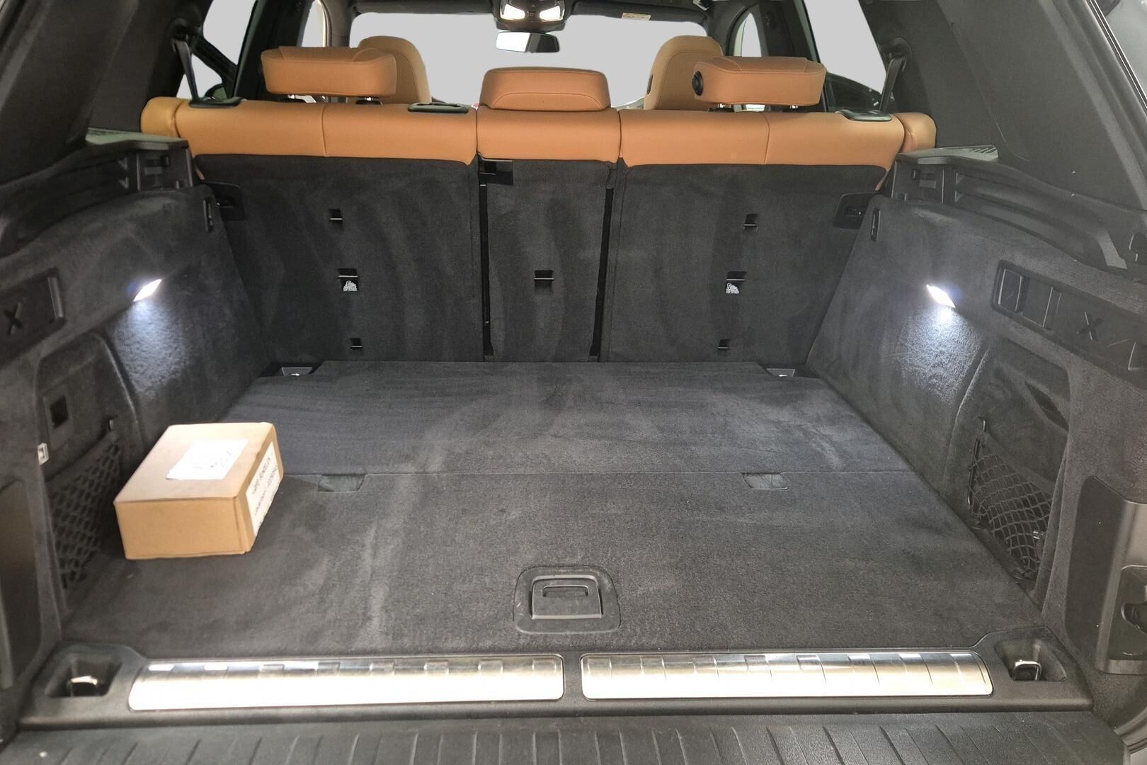 BMW X5 iso kuva 11