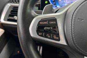 BMW X5 esikatselu 13