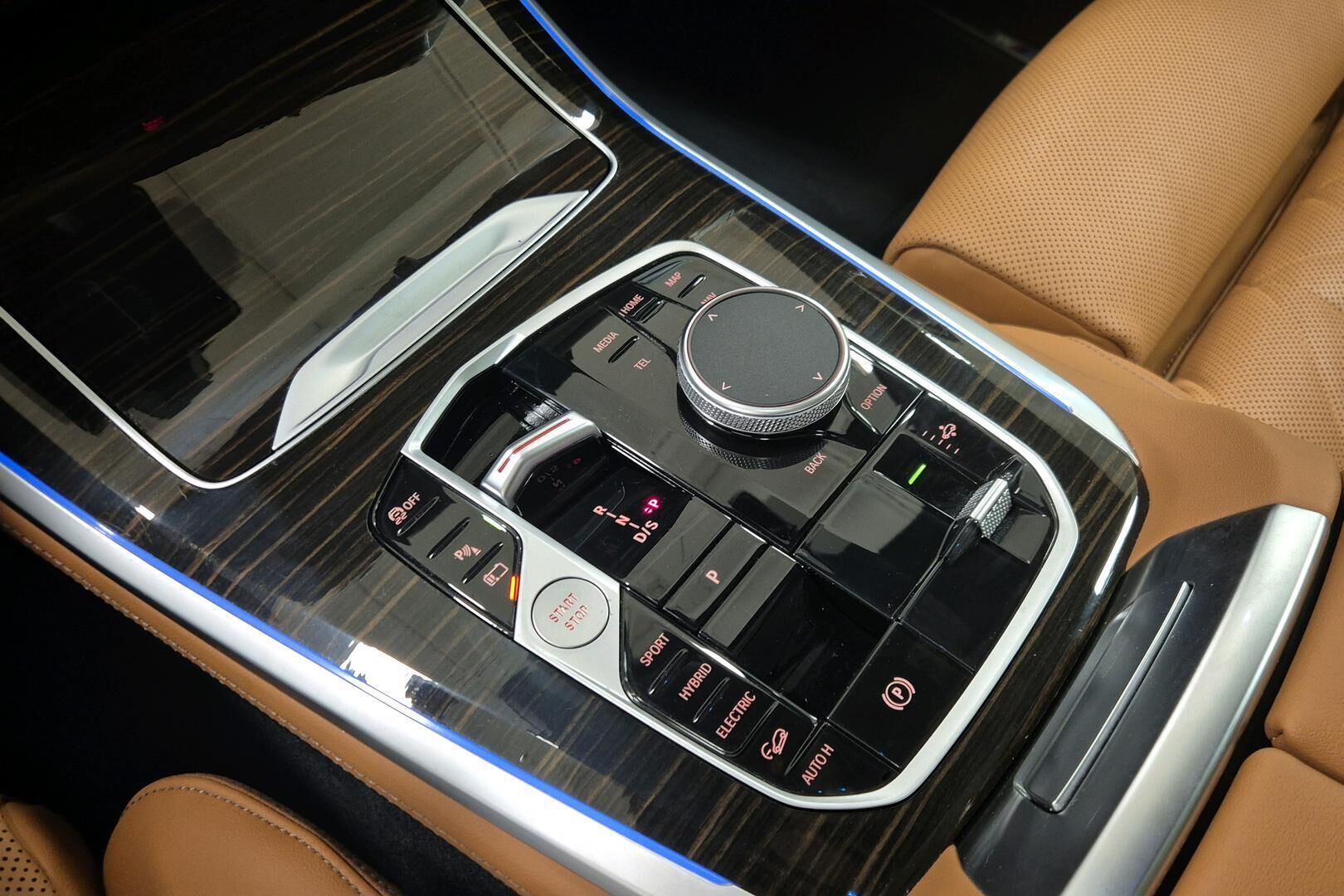 BMW X5 iso kuva 16