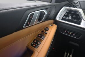 BMW X5 esikatselu 19
