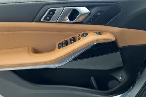 BMW X5 esikatselu 18