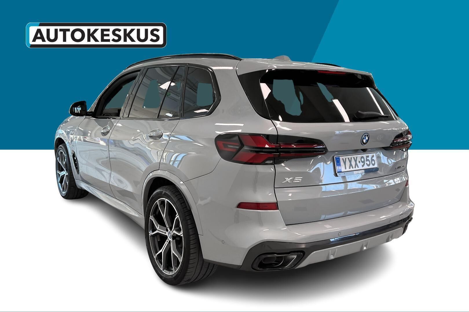 BMW X5 iso kuva 6