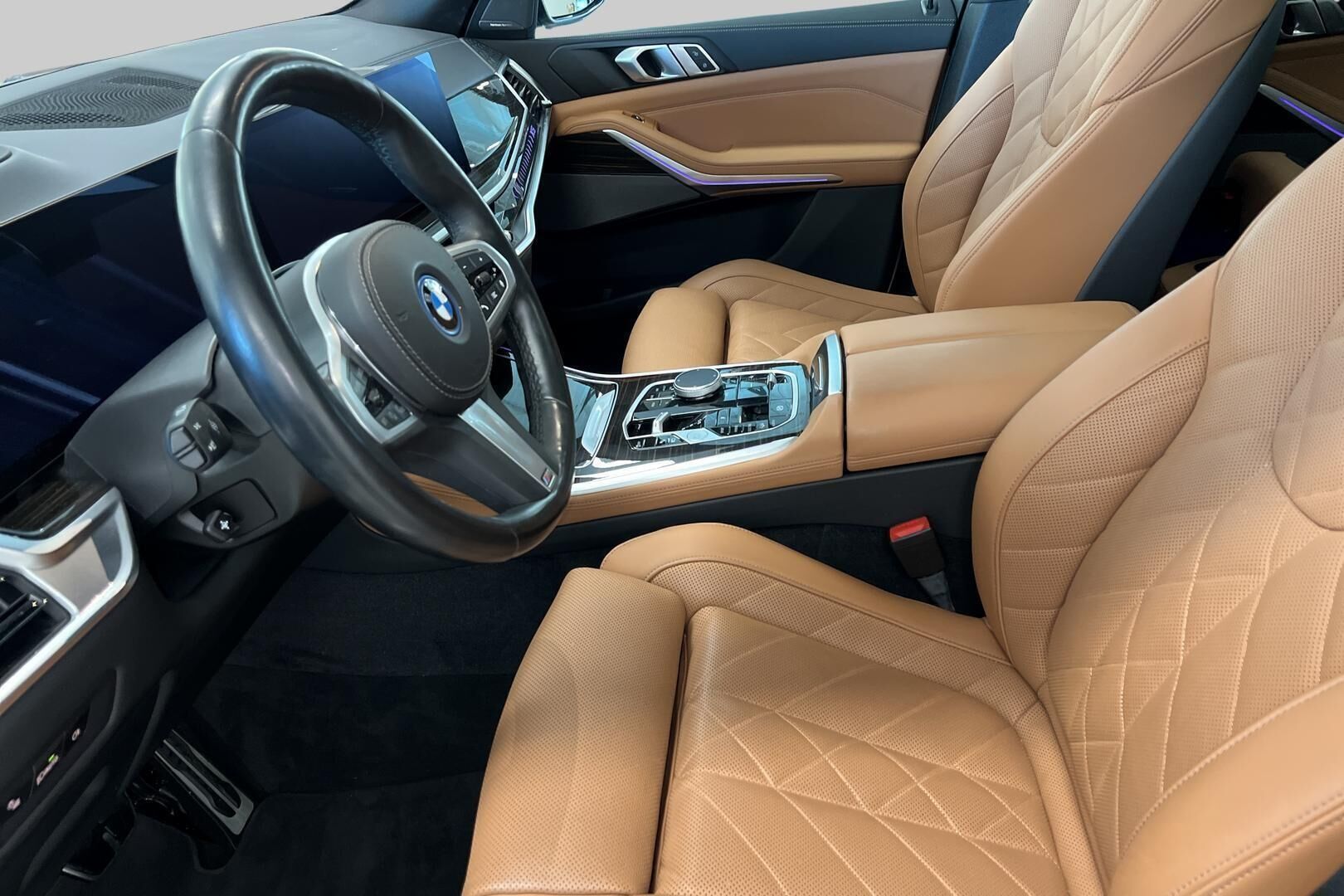 BMW X5 iso kuva 8