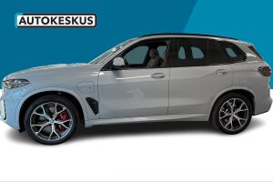 BMW X5 esikatselu 21