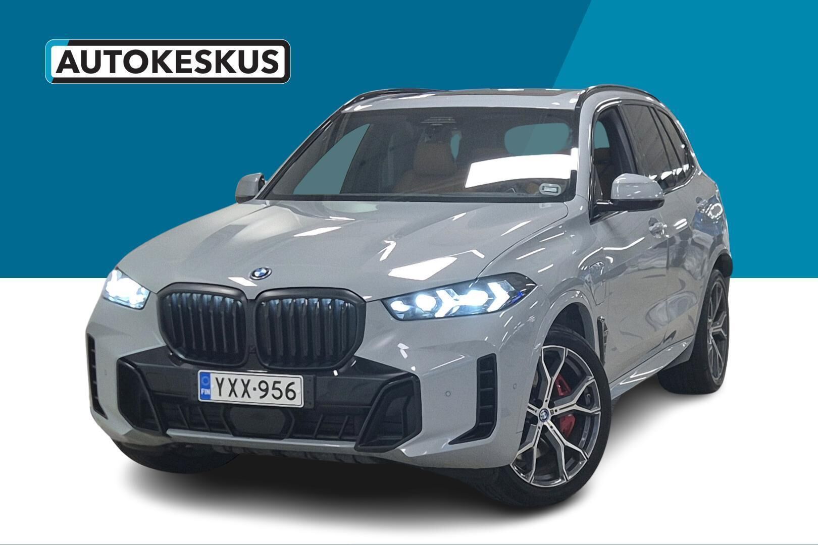 BMW X5 iso kuva 0