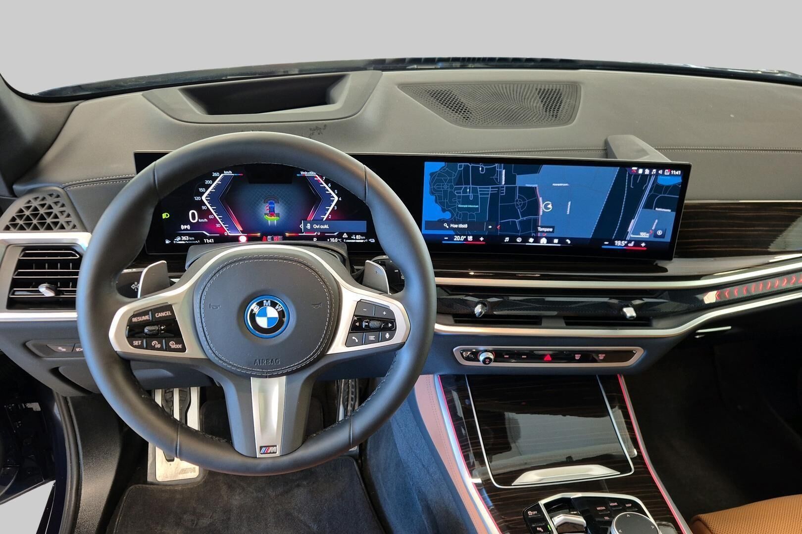 BMW X5 iso kuva 10