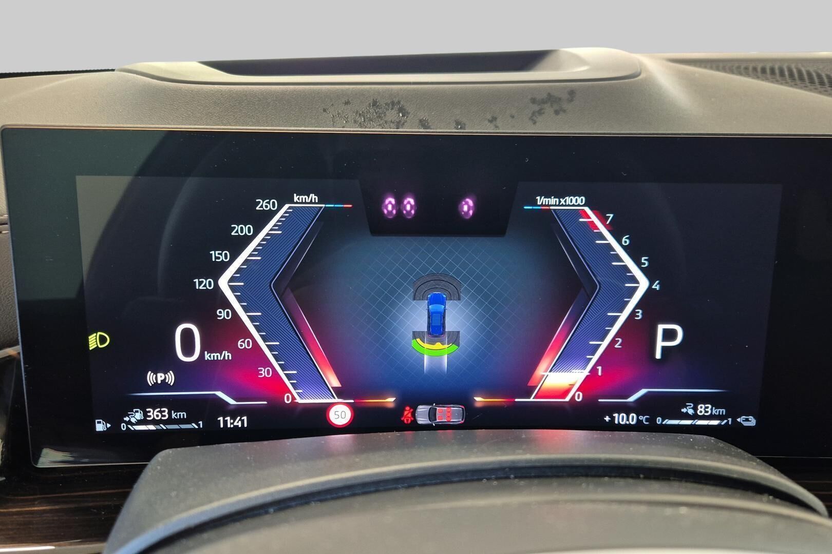 BMW X5 iso kuva 13