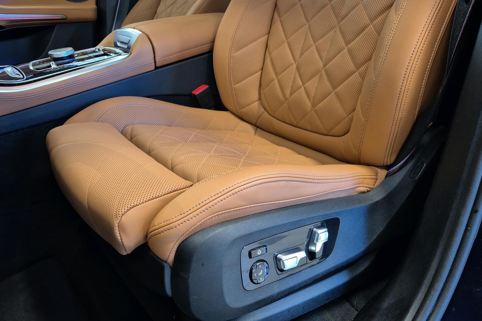 BMW X5 iso kuva 21