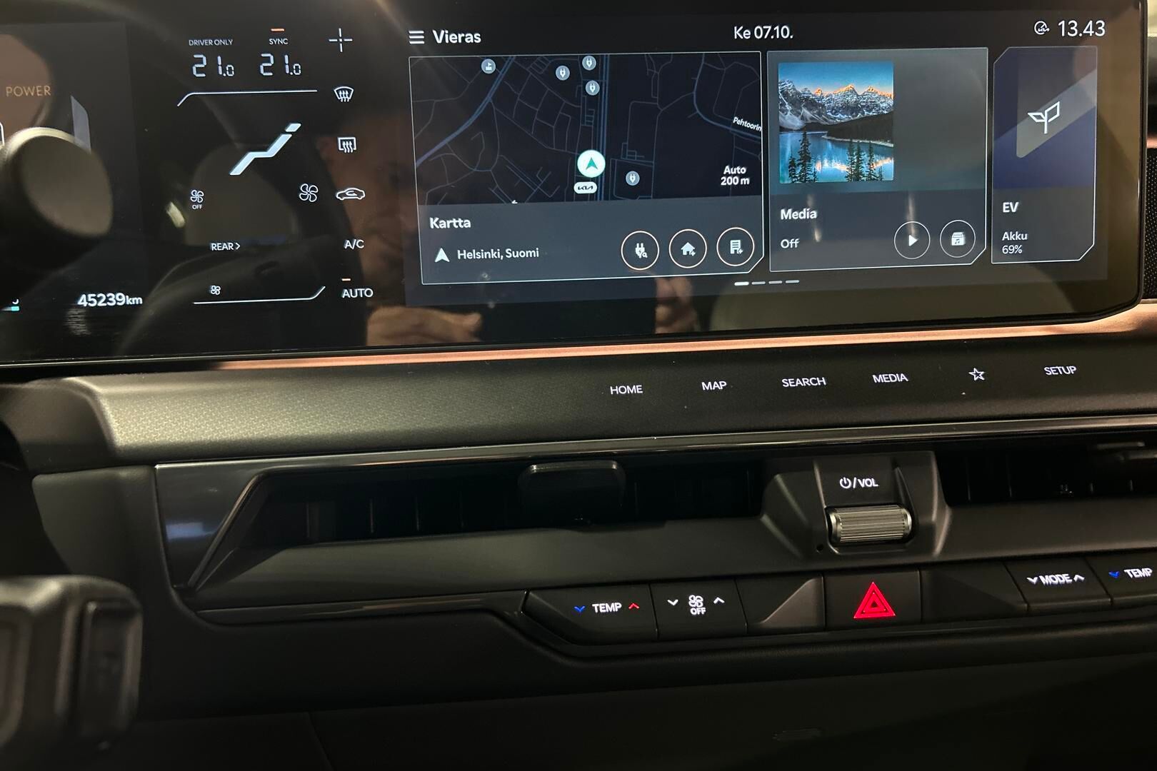 Kia EV9 iso kuva 13