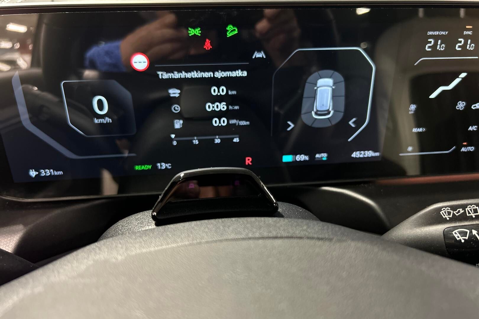 Kia EV9 iso kuva 39