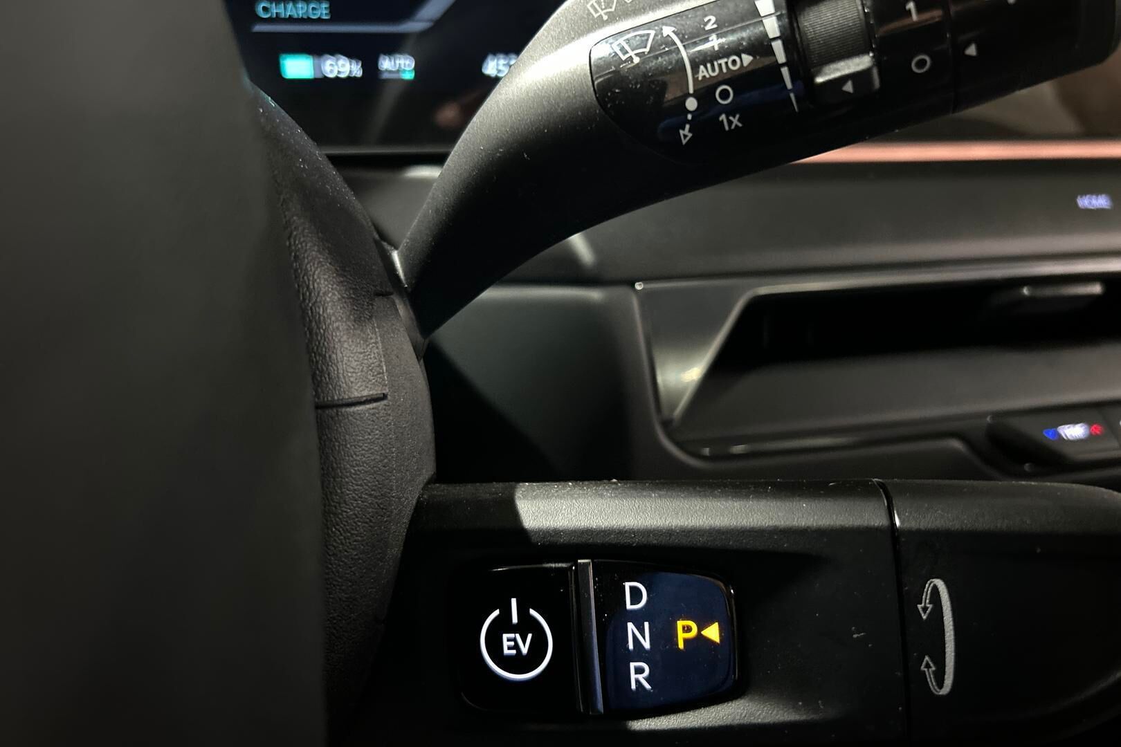 Kia EV9 iso kuva 20