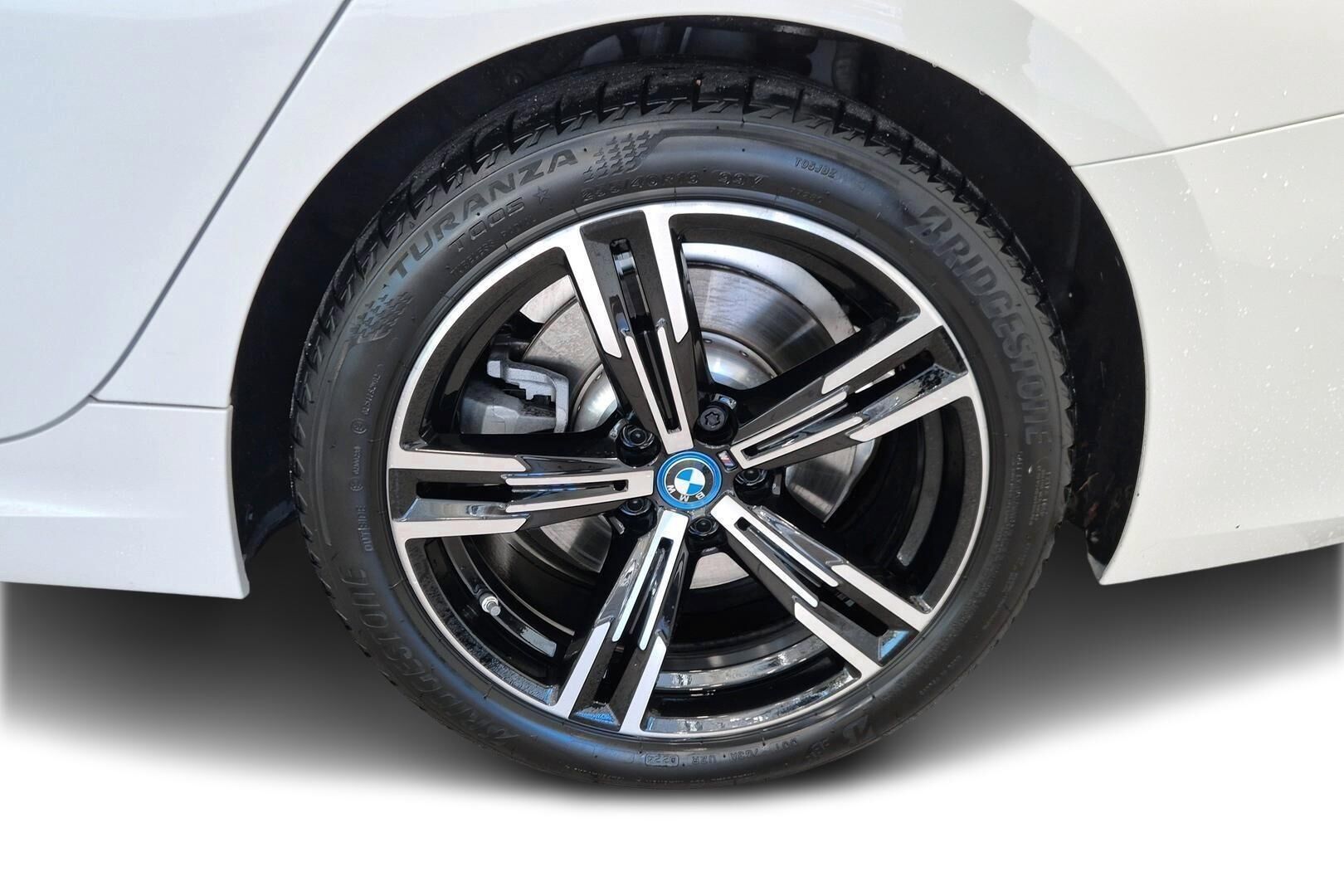 BMW 3-sarja iso kuva 12