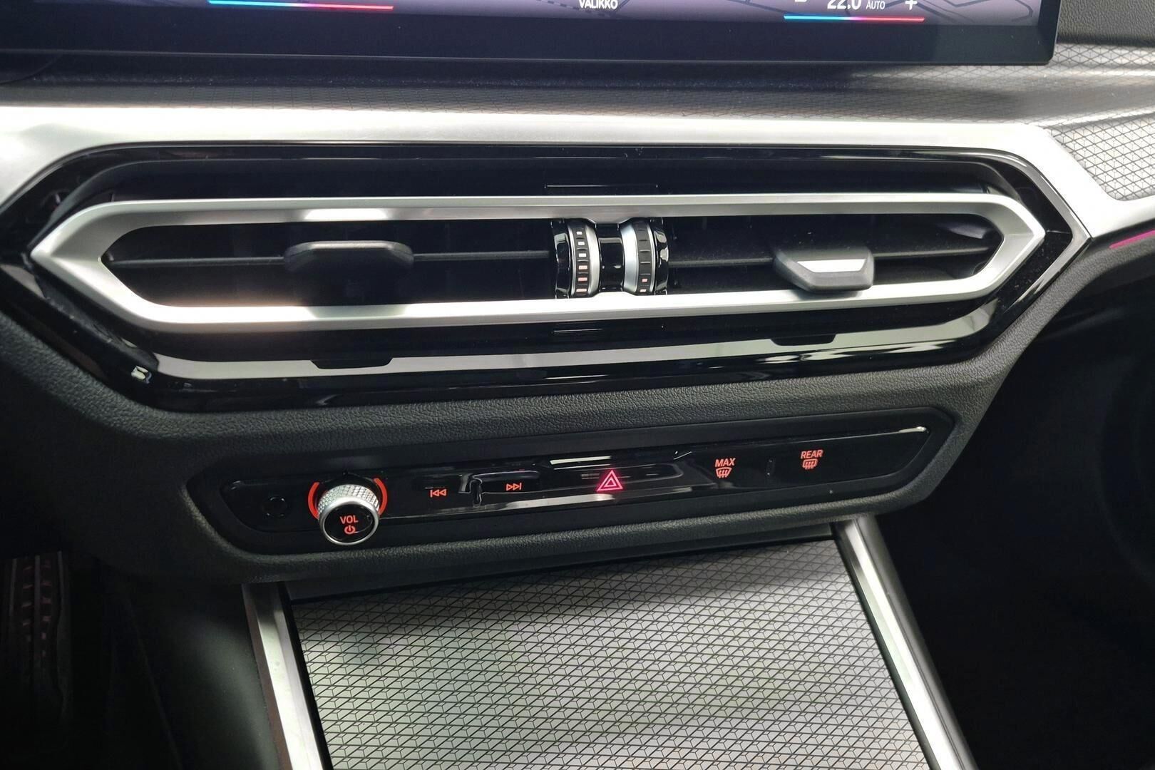 BMW 3-sarja iso kuva 15