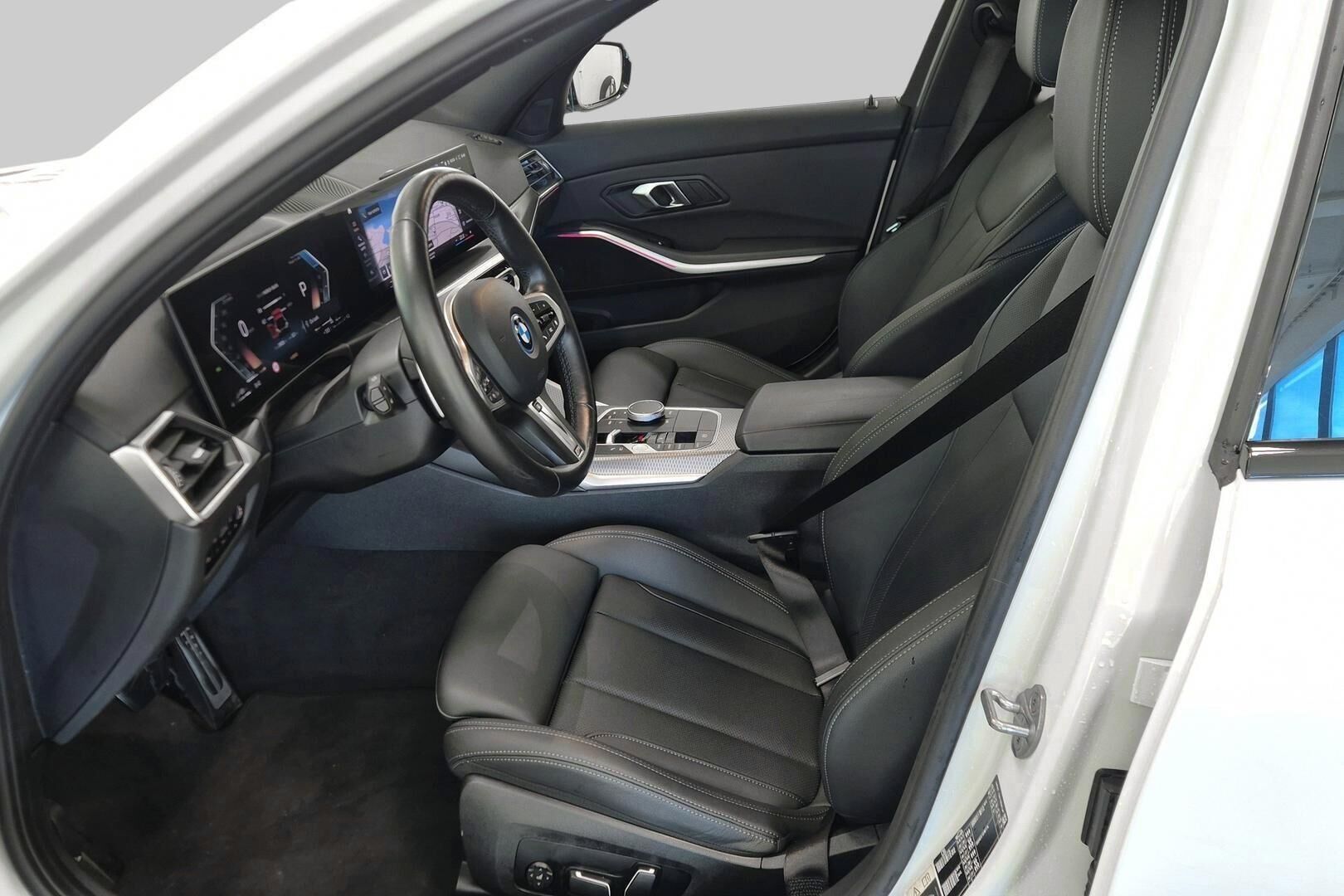 BMW 3-sarja iso kuva 8