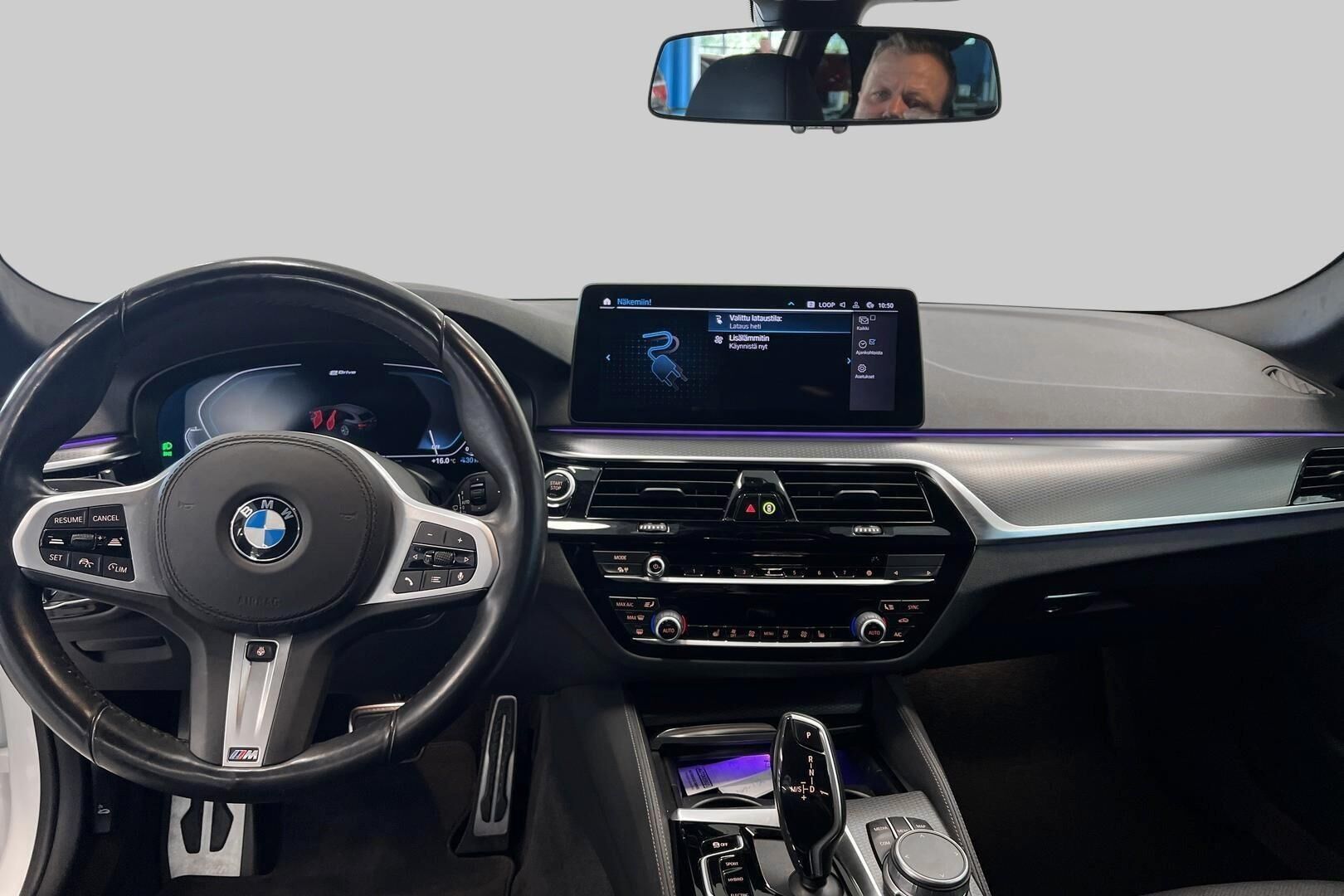 BMW 5-SARJA iso kuva 9