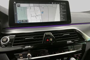 BMW 5-SARJA esikatselu 13