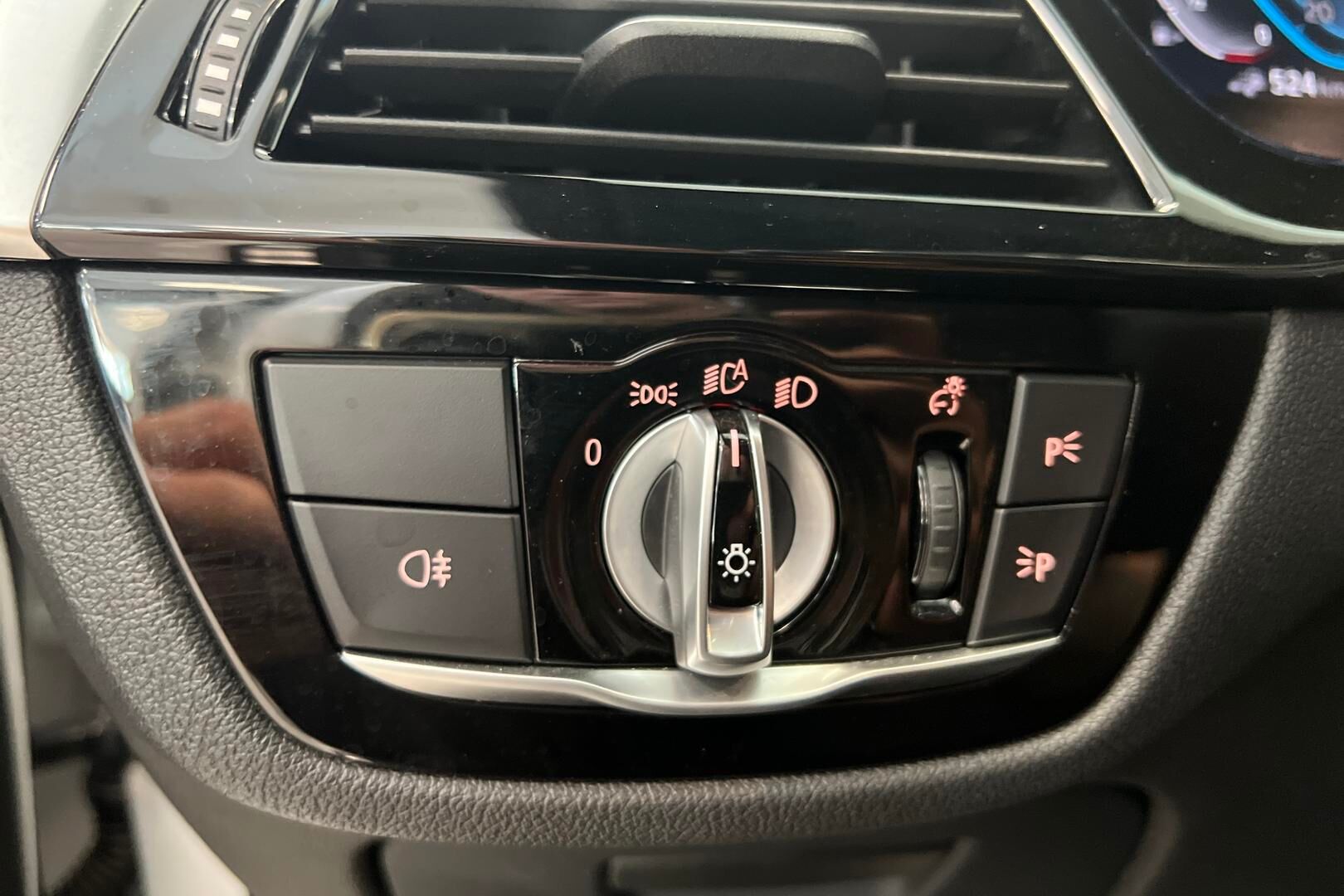 BMW 5-SARJA iso kuva 17