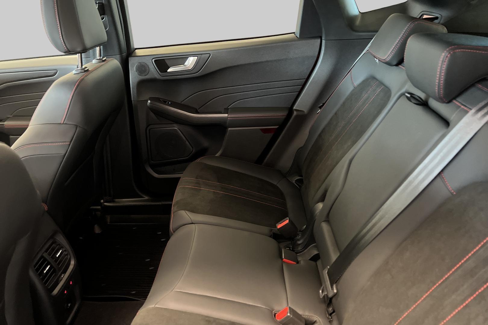 Ford Kuga iso kuva 10