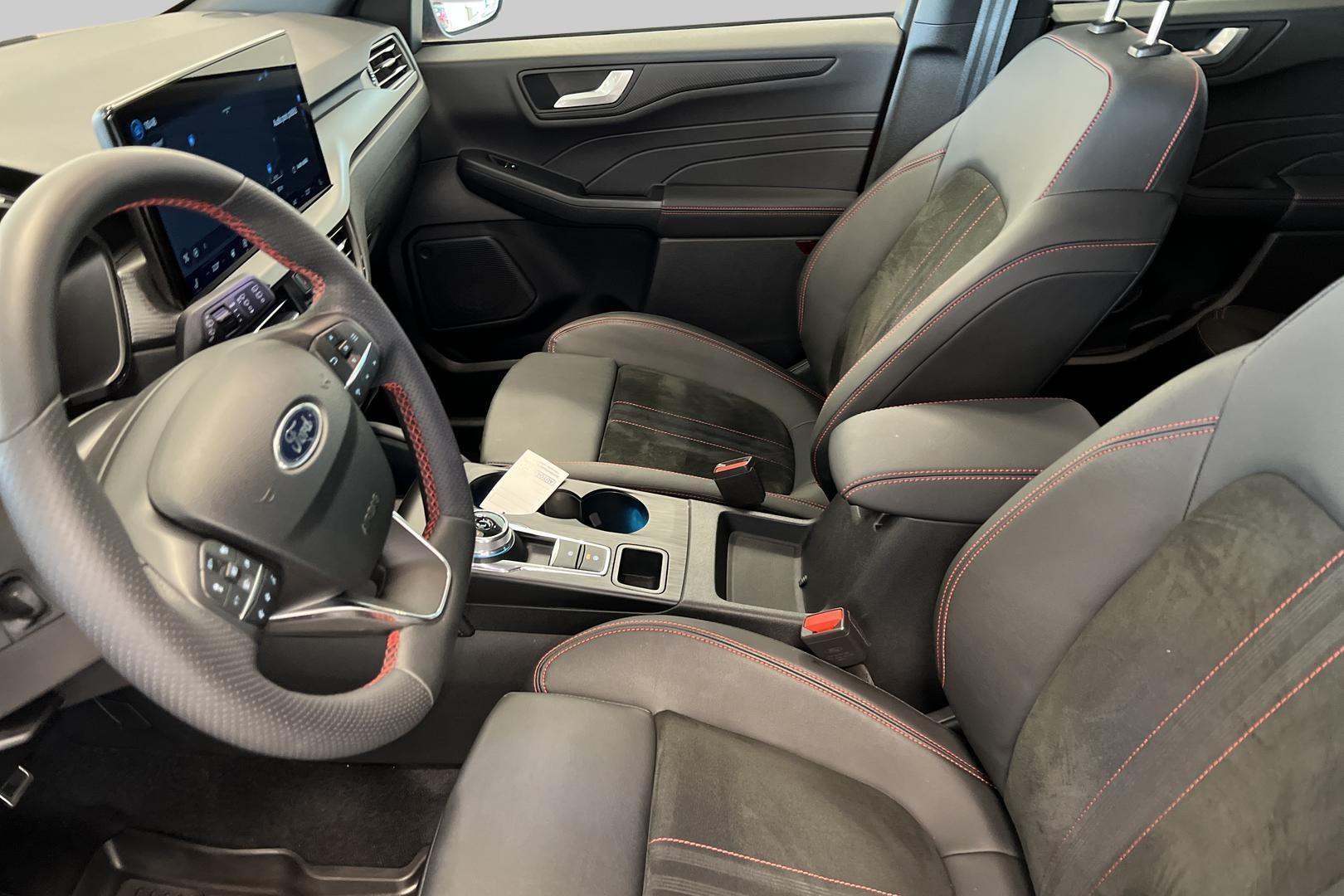 Ford Kuga iso kuva 9