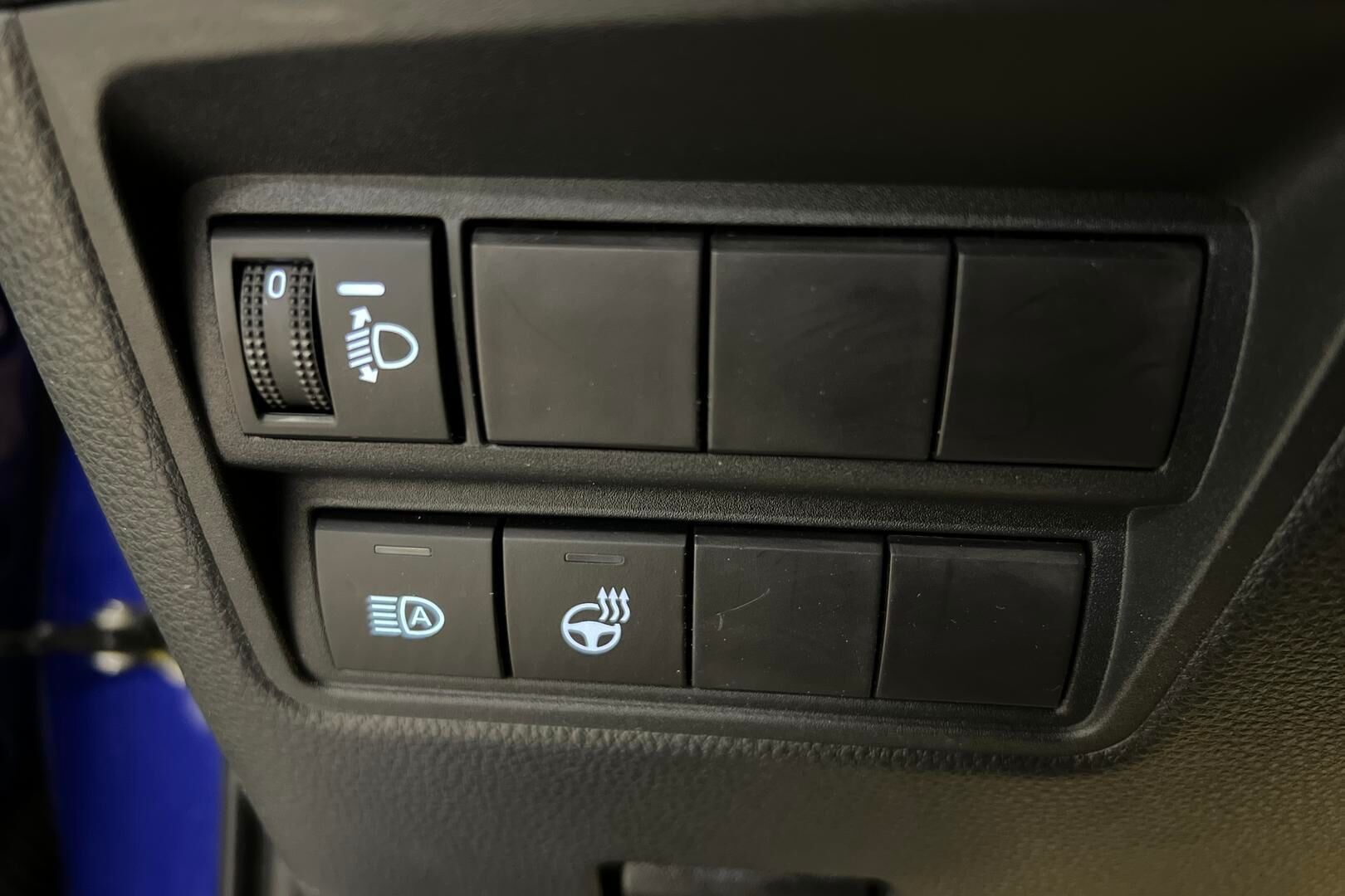 Toyota Yaris iso kuva 17