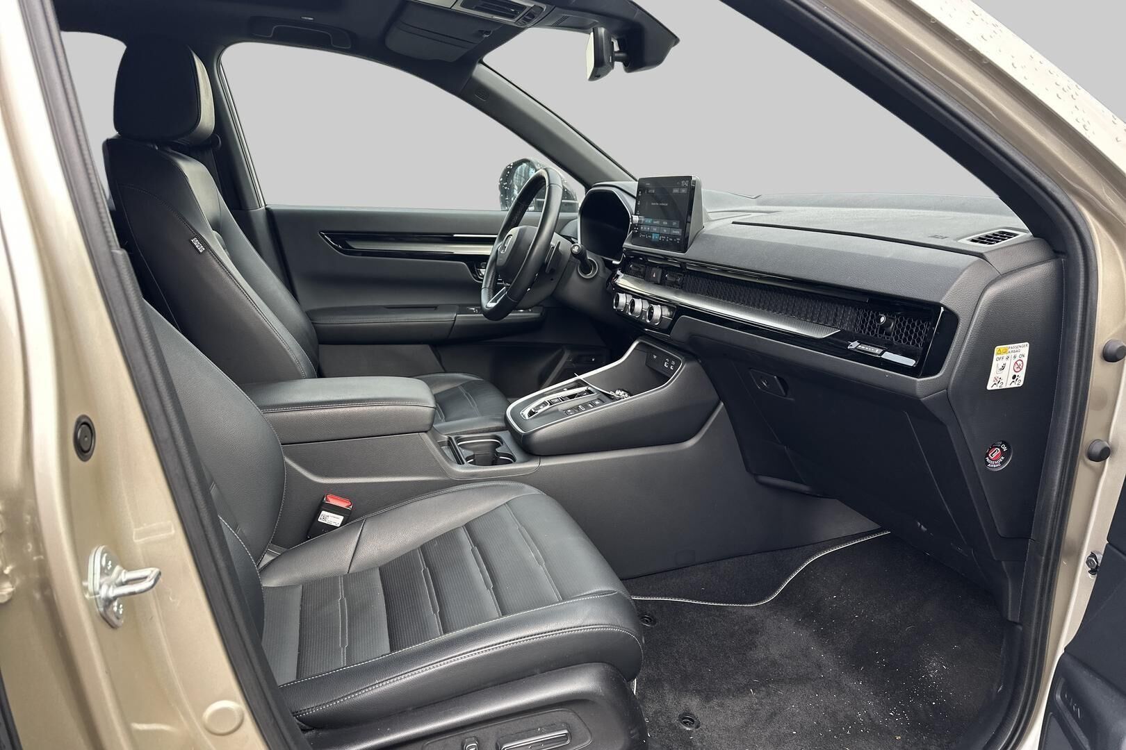 Honda CR-V iso kuva 6