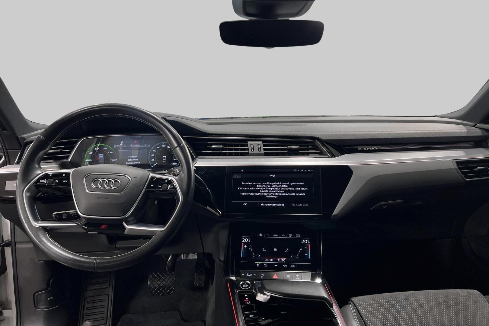 Audi e-tron iso kuva 26