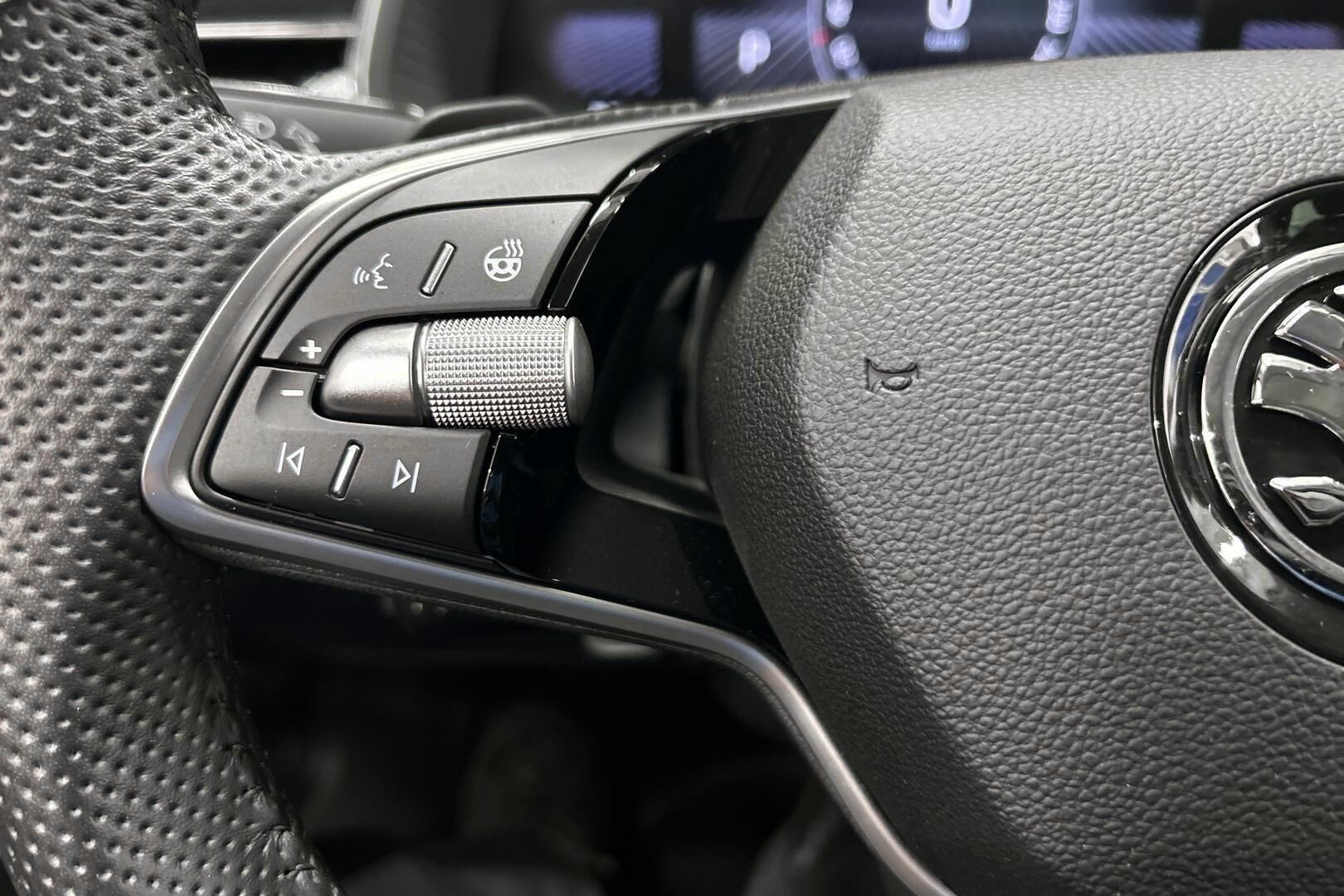 Skoda Scala iso kuva 17